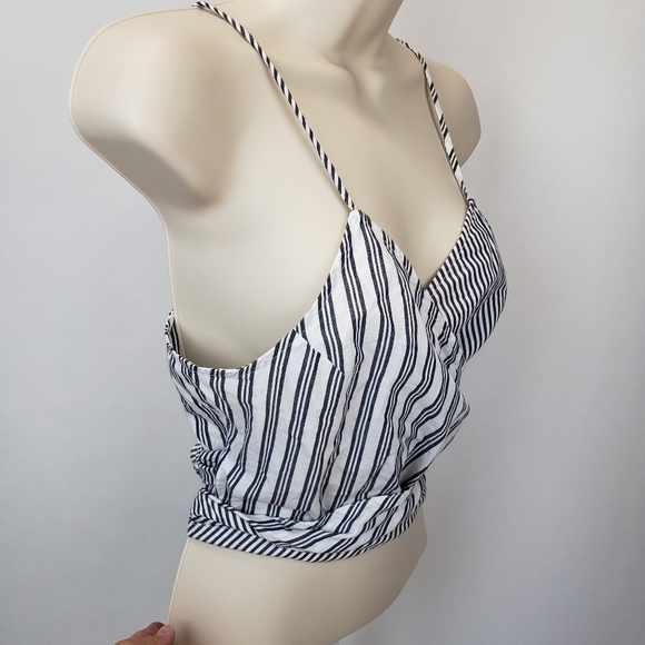 Treasure & Bond Wrap Camisole Top Cropped White Navy Mixed Stripe size medium - Picture 3 of 9